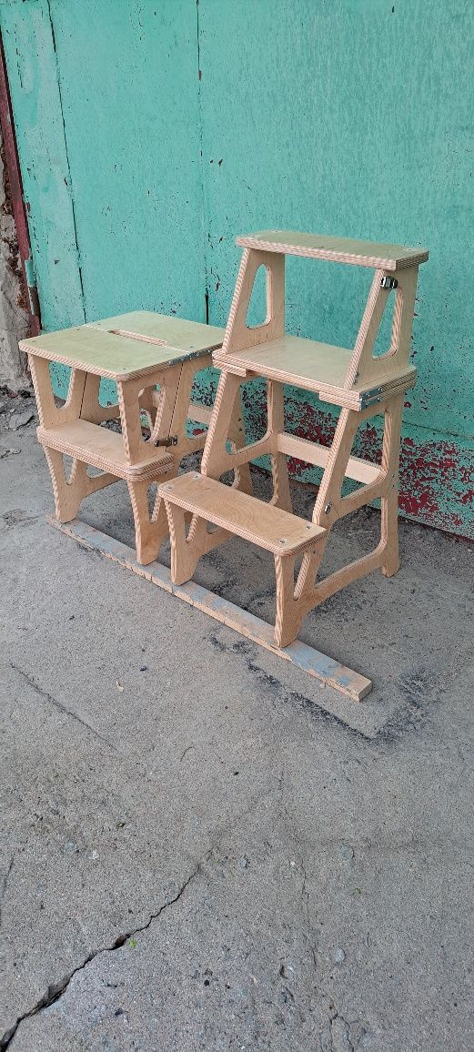 Продам новые складные стулья