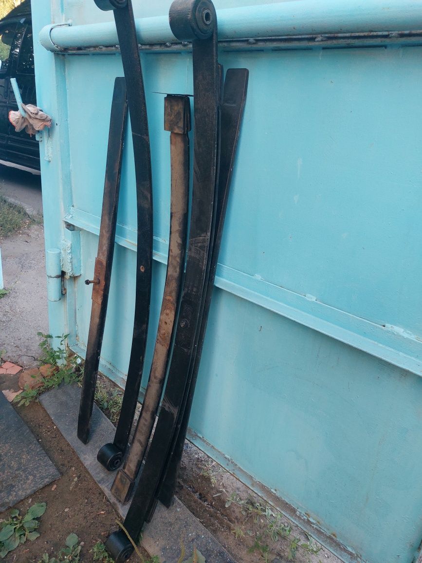 Рессоры двухскатника w906