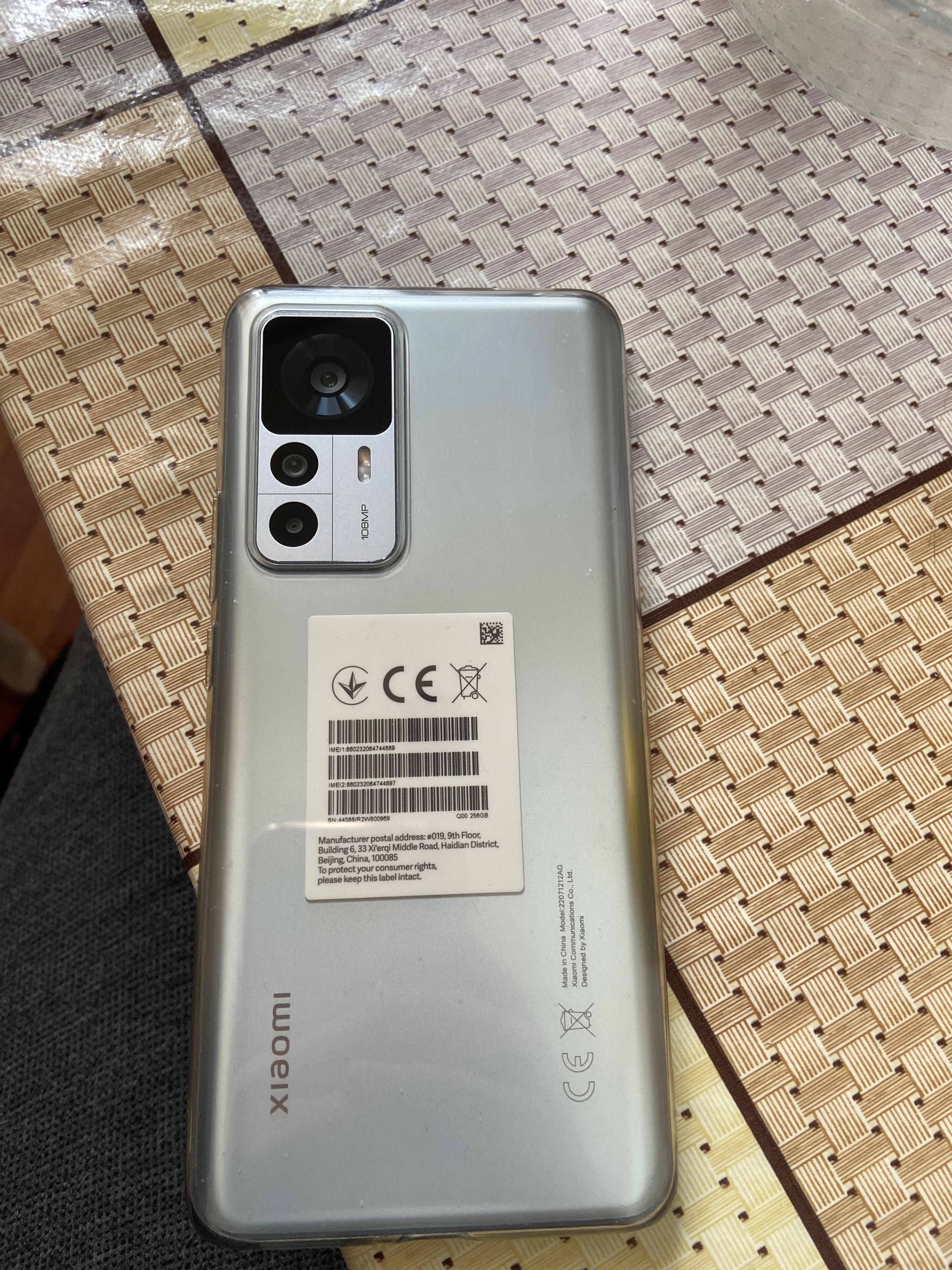 Xiaomi 12t в отличнгм состоянии брал 2 месяца назад