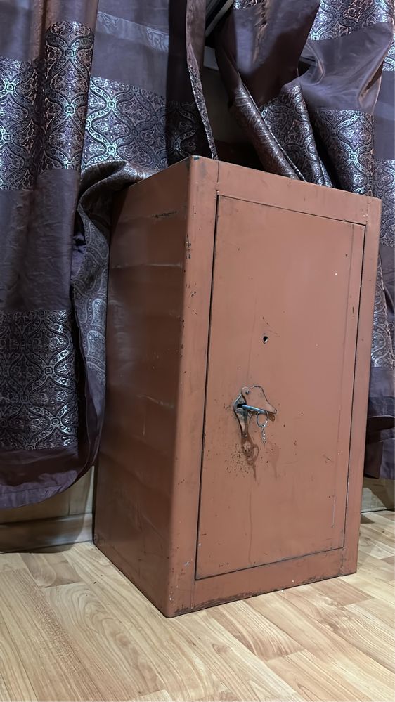Советский сейф продам
