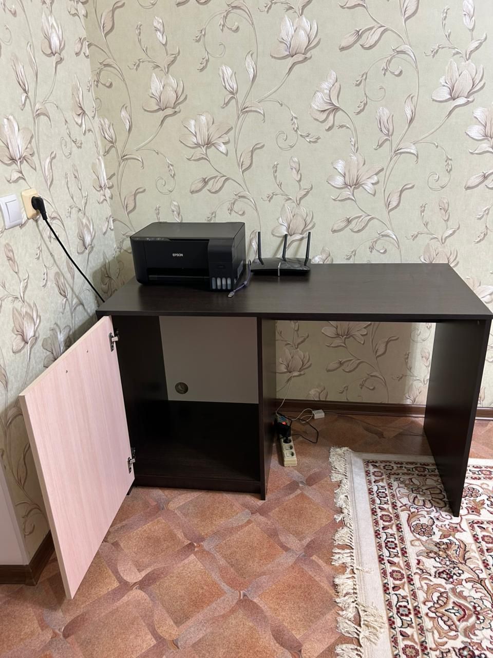Компьютерный, писменный стол