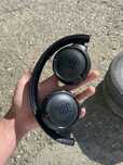 продам Наушники JBL