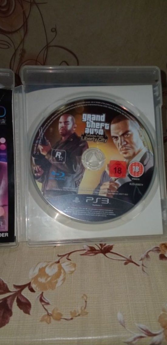 PlayStation 3 и диск в подарок