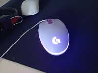 продам мышь logitech g102