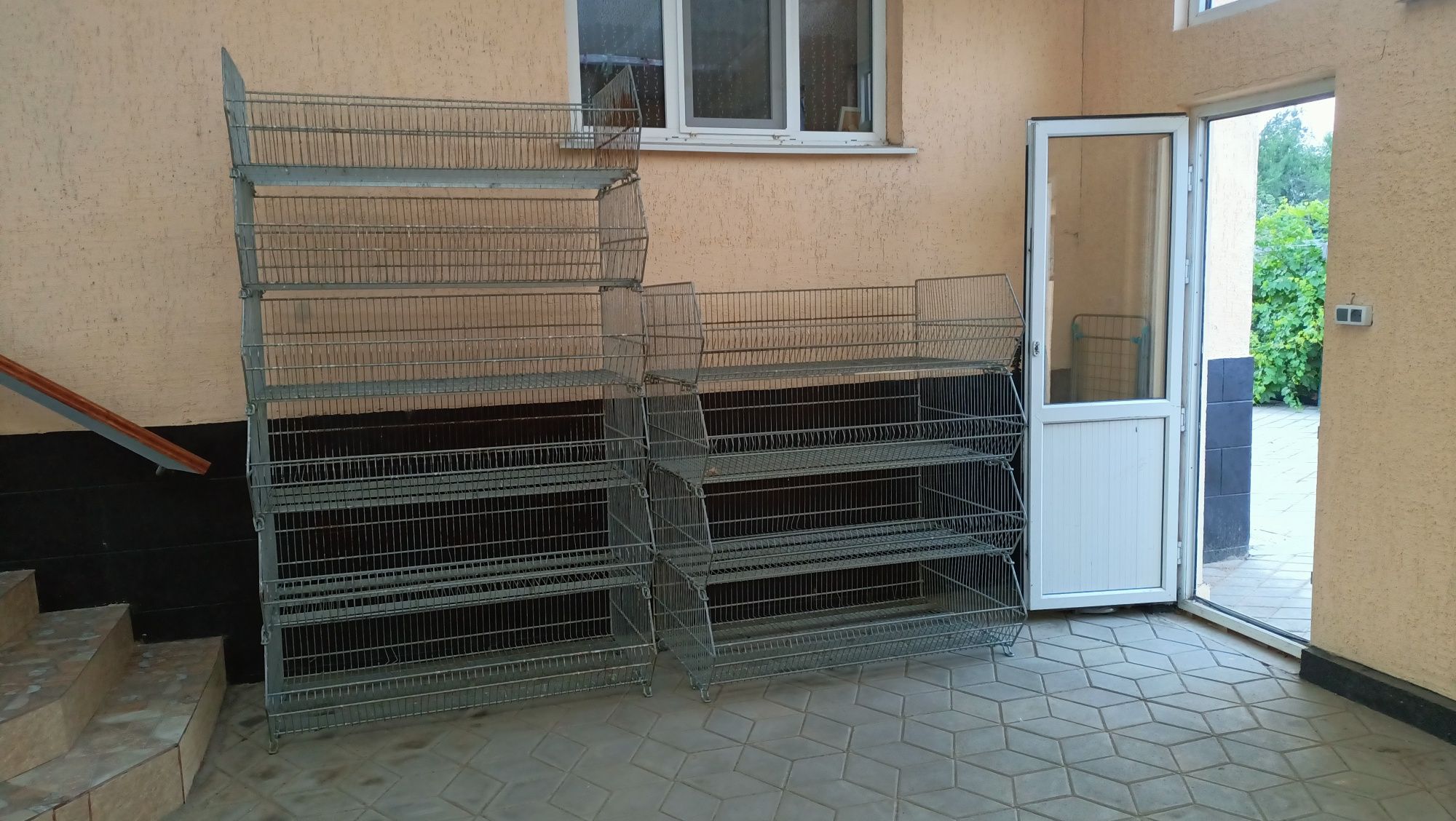 Металлическая полка для СТО, гаража