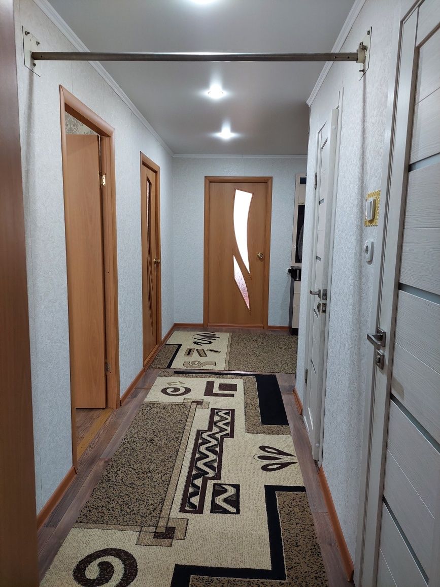 Продам 3-комнатную квартиру с гаражом