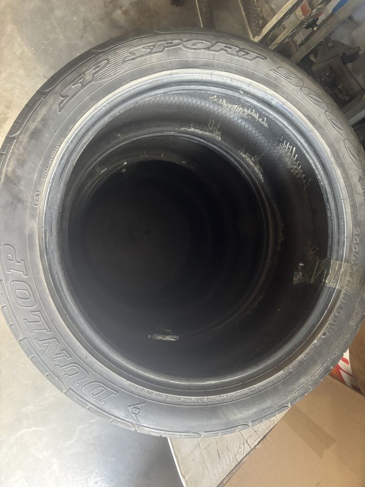 Продам комплект шин 255/45 R18