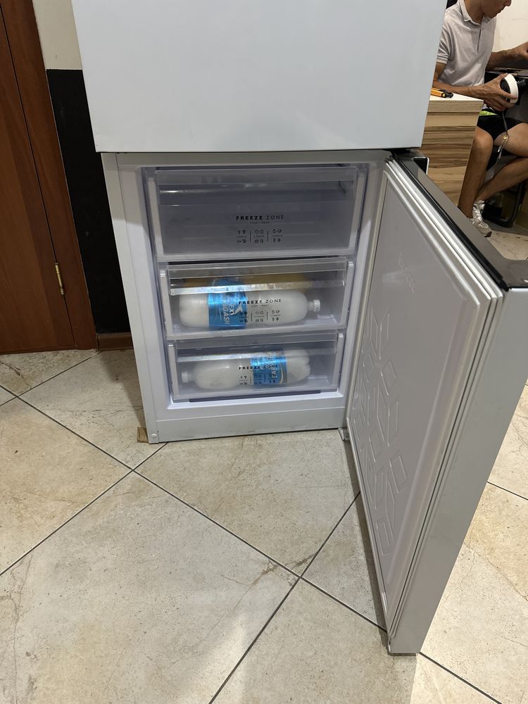 Холодильник Бирюса 920NF