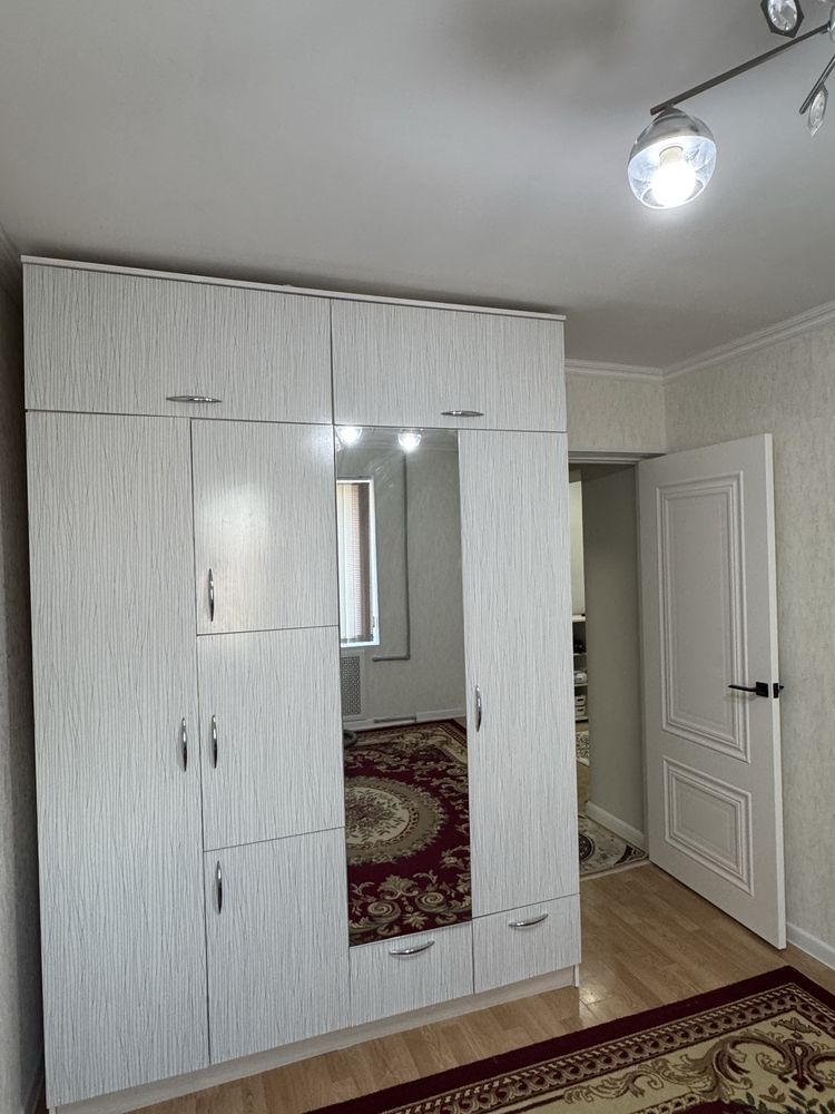 Продам квартиру 4 комнатную
