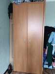 Продается старый шкаф по хорошей цене