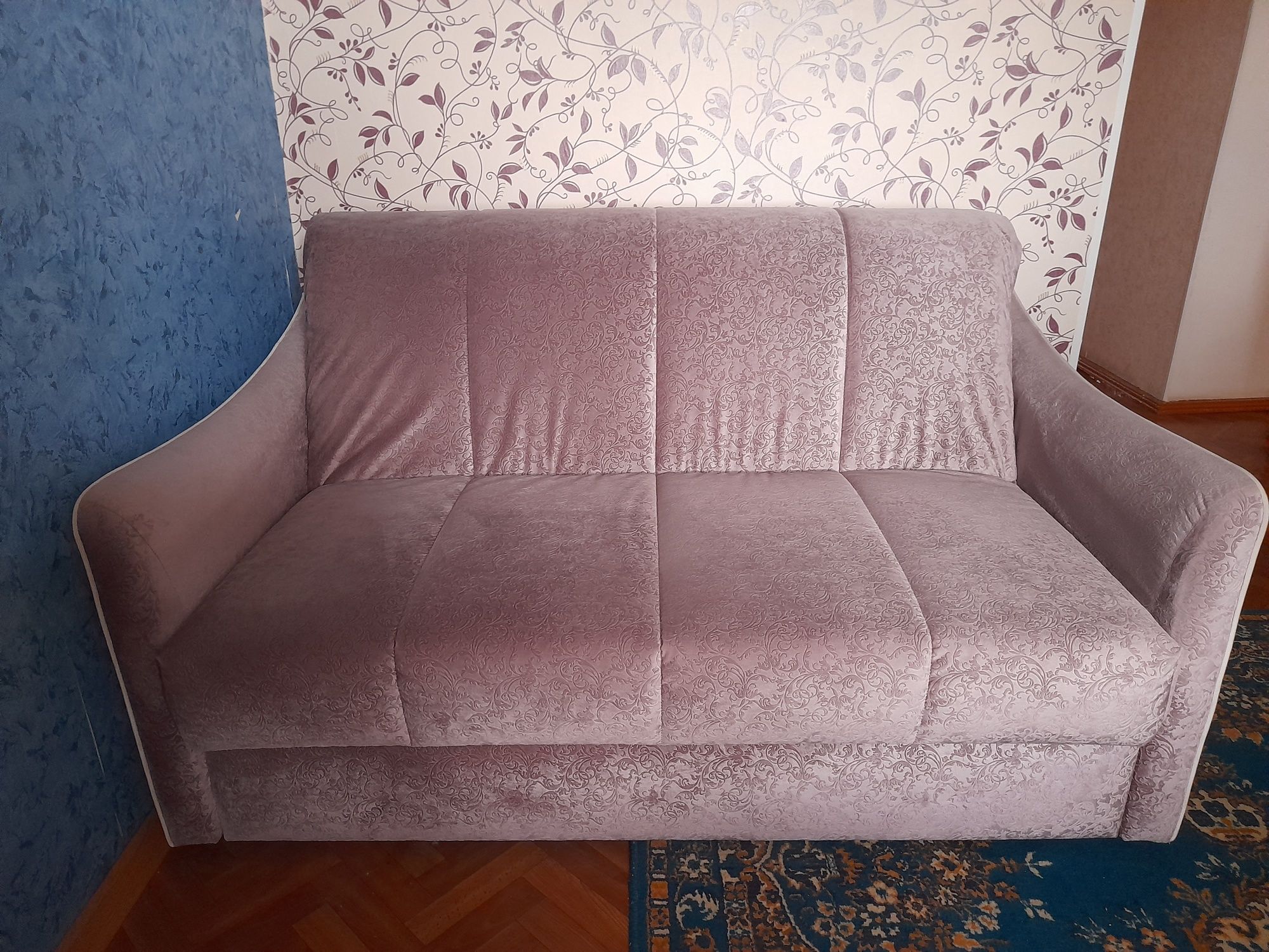 Продам Диван  раскладной