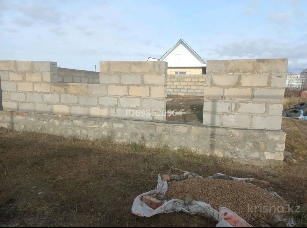 Продам  небольшой  жилой дом  в Дружбе на участке 12 сот. 19 млн.