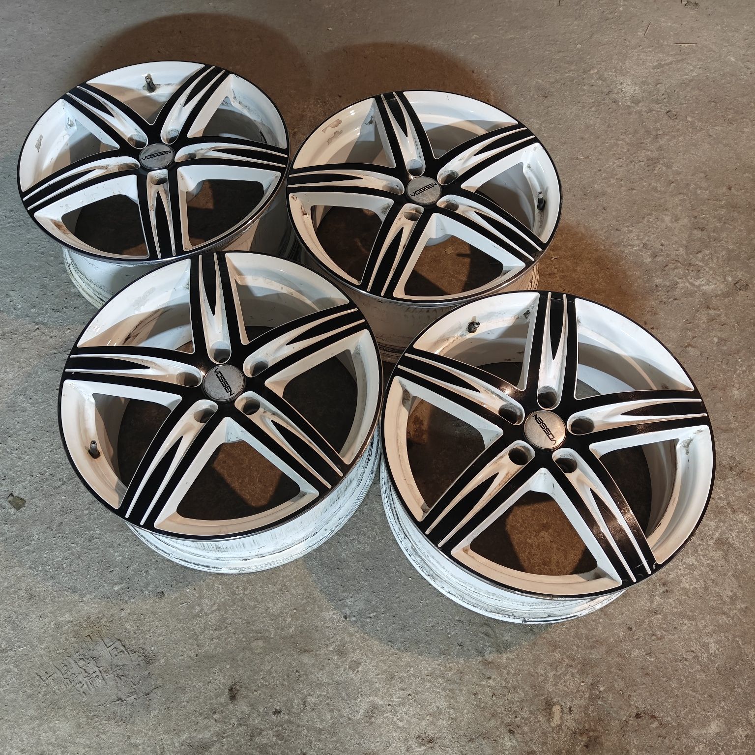 R17 PCD 5 *114,3 Комплект легкосплавных дисков