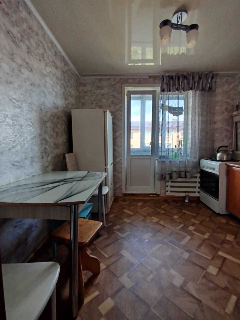 Продам 2хкомнатную ленинградку в центре