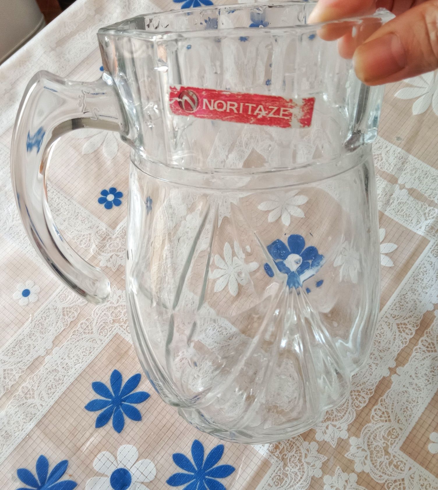 Кувшин ,Дуршлаг ,Щипцы продам срочно