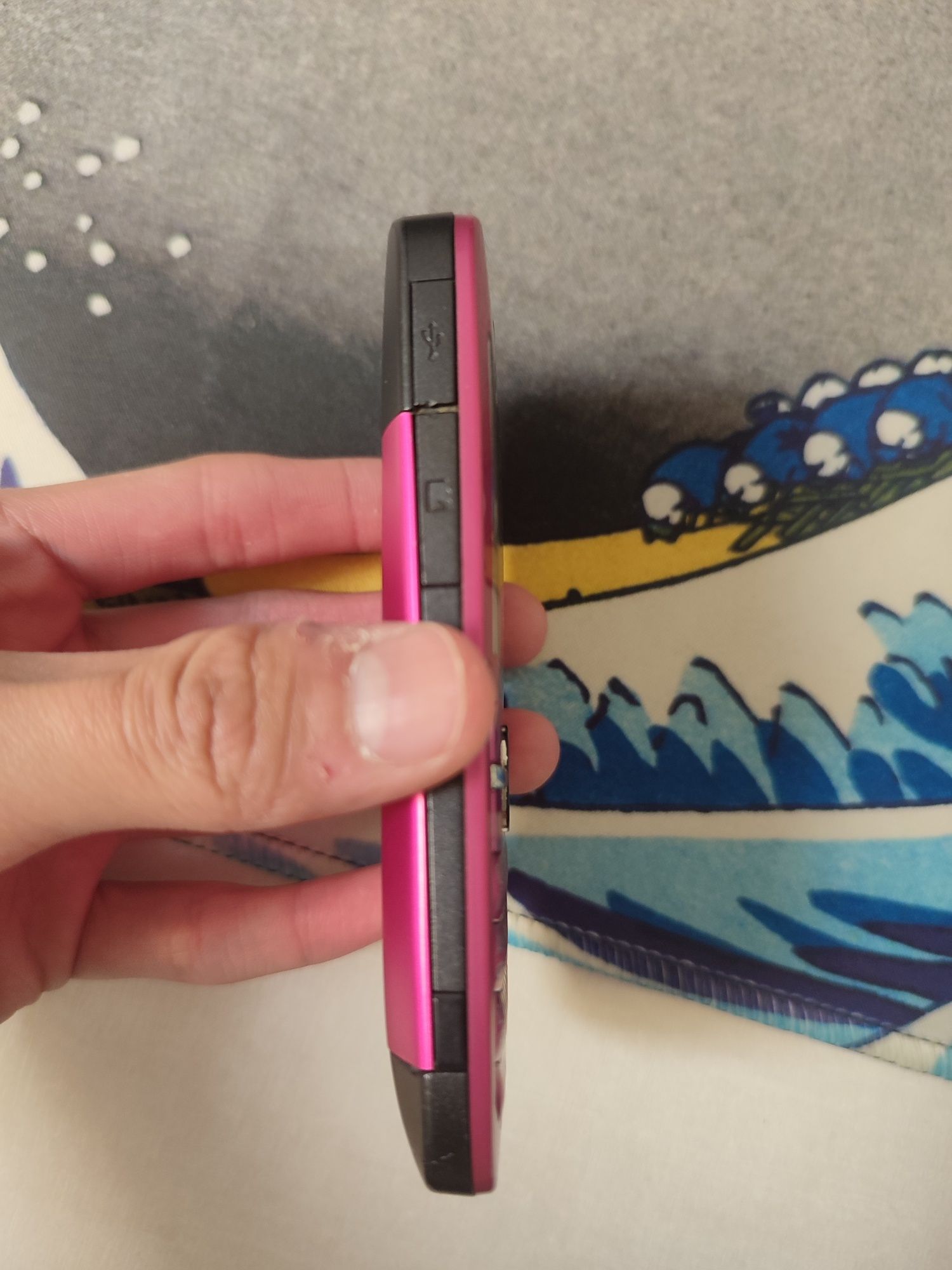 Кнопочный телефон Nokia