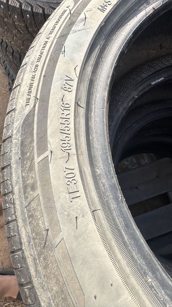 Резинв отличном состояние