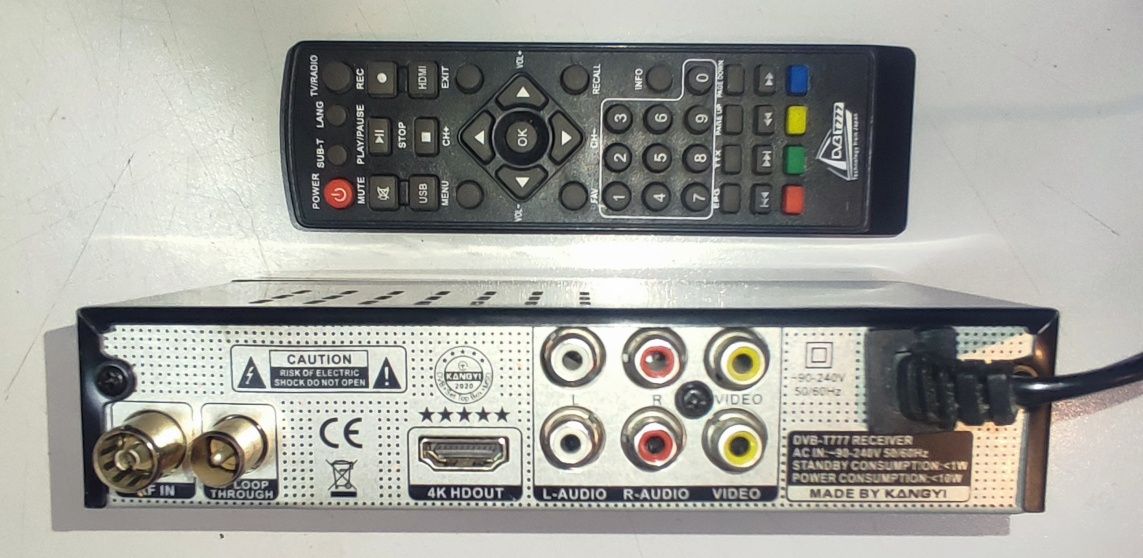 Тюнер Отау TV DV3T777