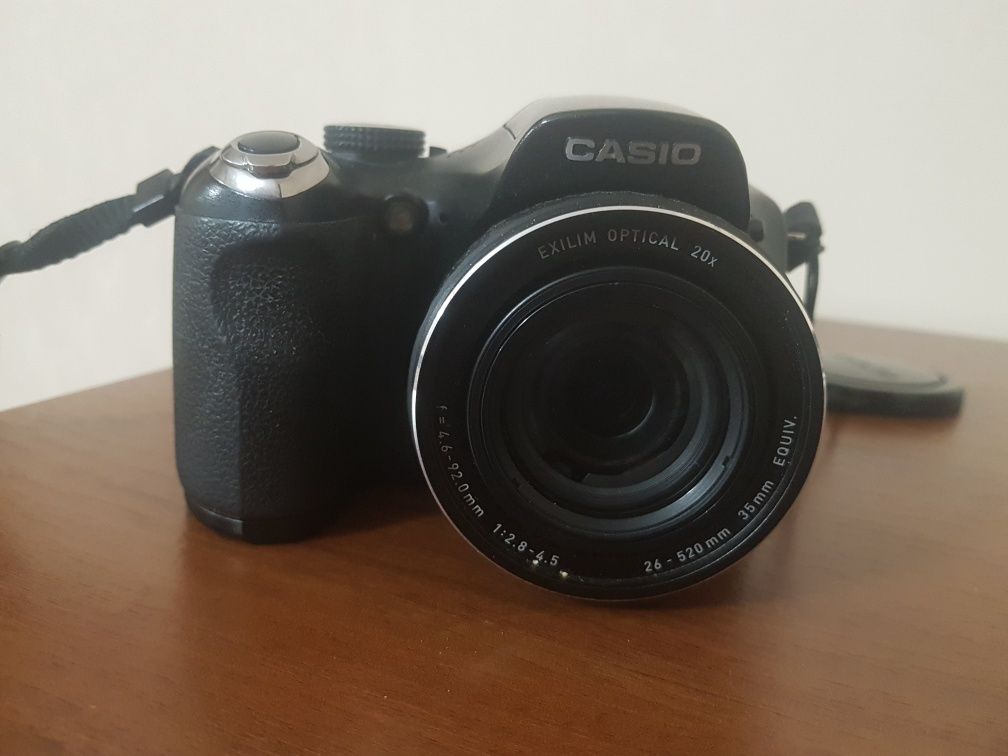 Продам срочно фотоаппарат недорого