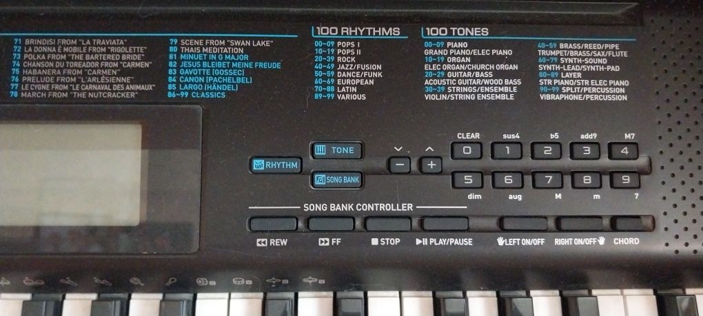 Синтезатор Casio