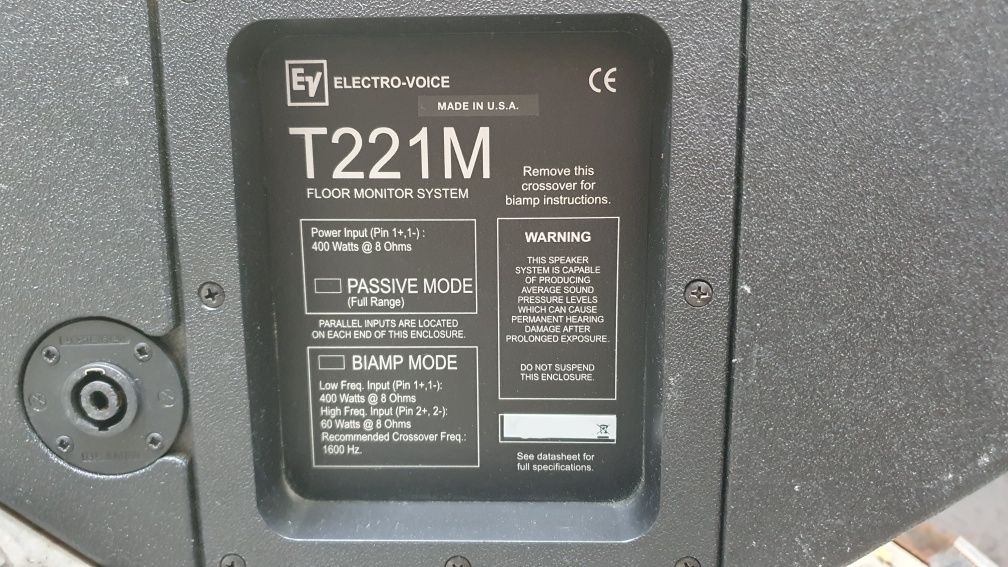 Electro-Voice T221M концертные напольные мониторы (акустические колонк