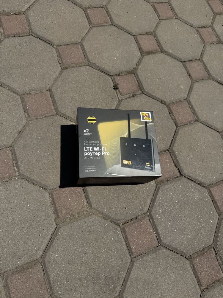 LTE Wifi роутер bee-line Pro черный