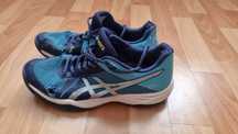 Волейбольные кроссовки asics