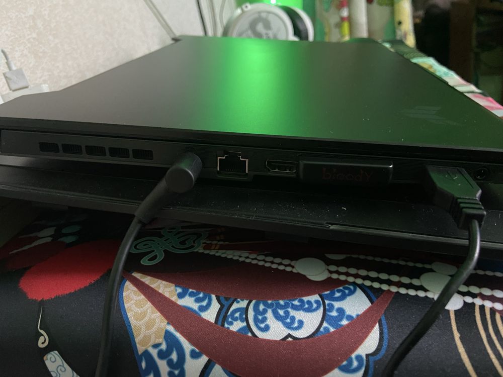 Ноутбук игровой Asus
