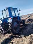 Продам трактор  с большой кабиной