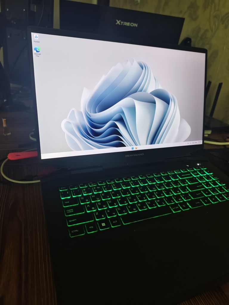 Dream machines gaming laptop 12700h 3050ti