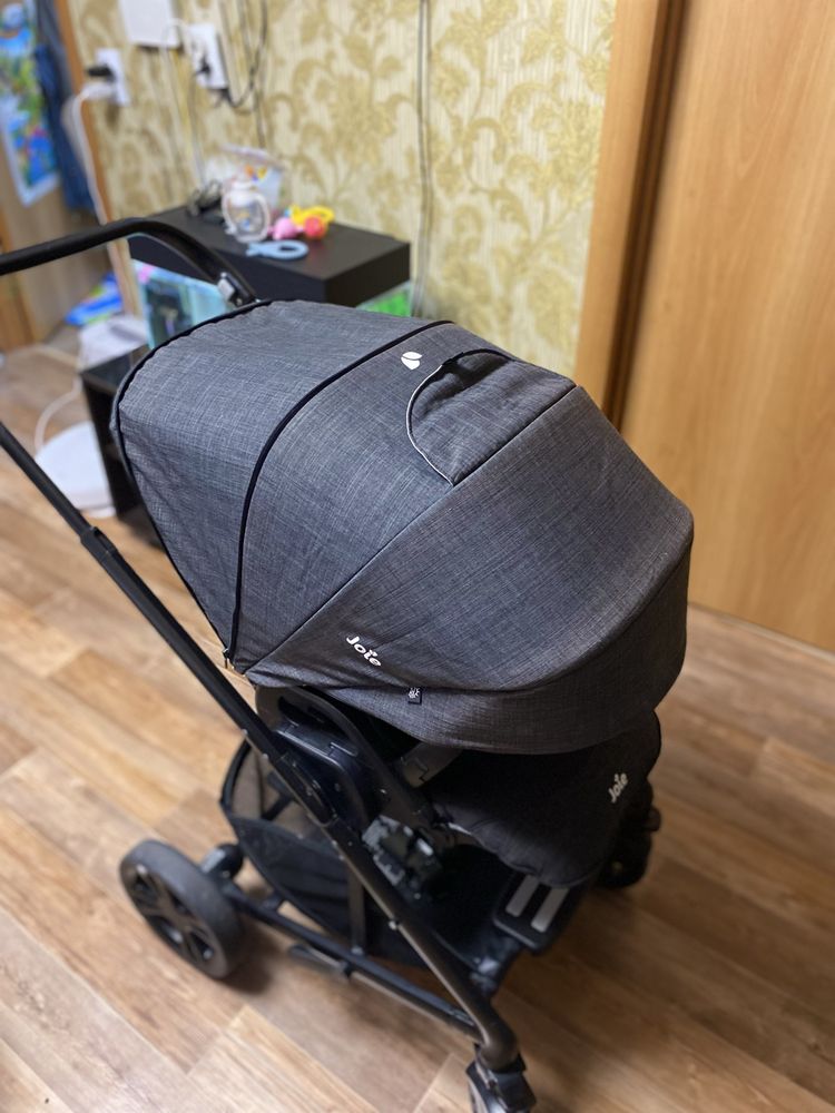 Коляска Joie Chrome 2в1