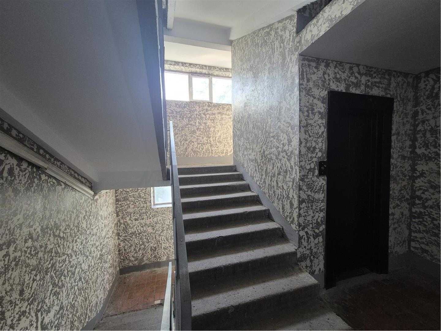 Продам 2 комн квартиру улучшенной планировки на 3а мкр.