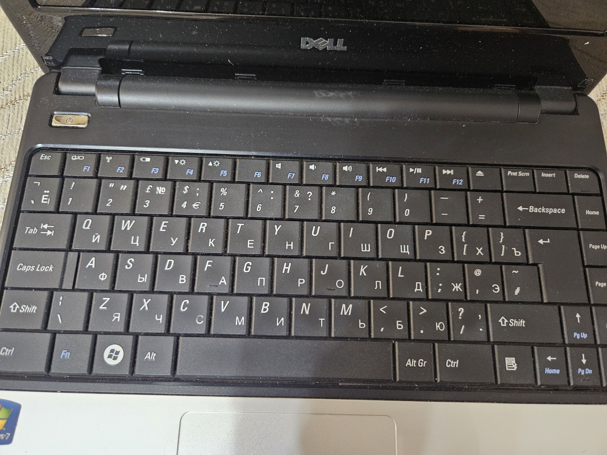 Продам нетбук Dell