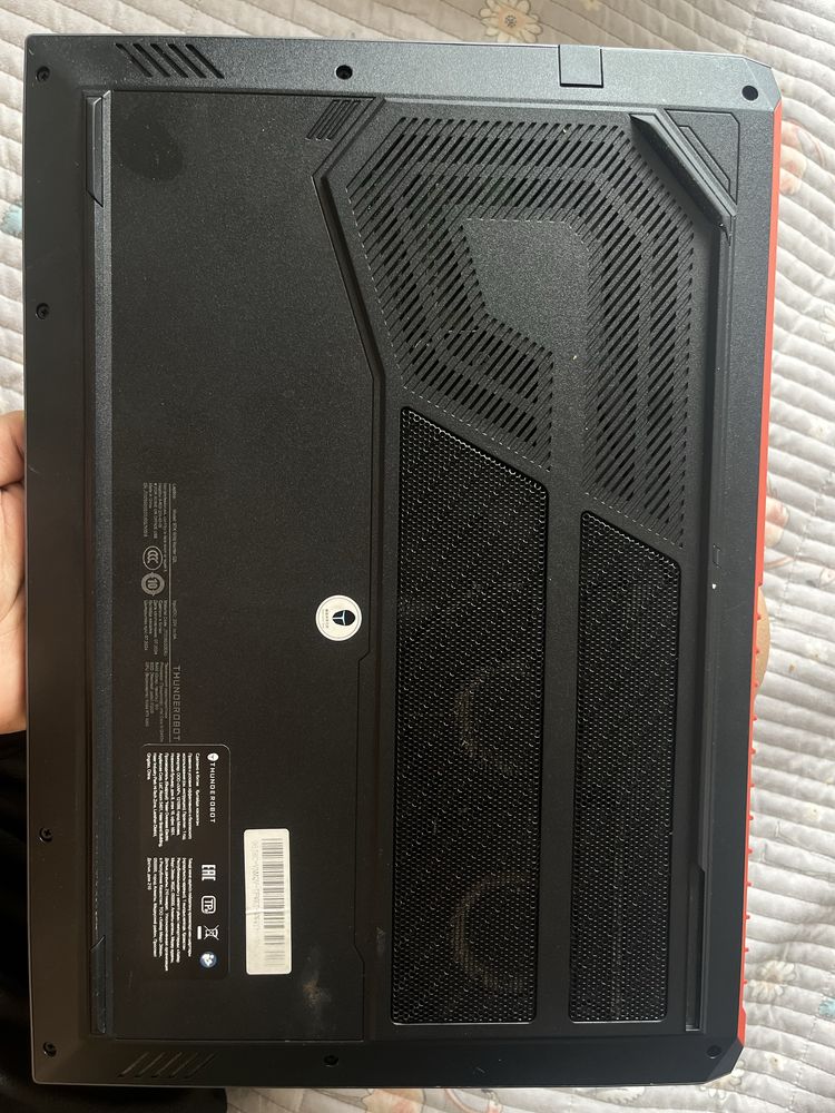 Продаю Ноутбук ThundeRobot 911 X Wild Hunter G2L 15.6
