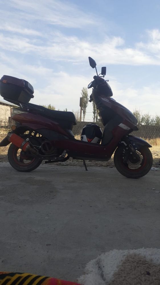 Мопед на продаже