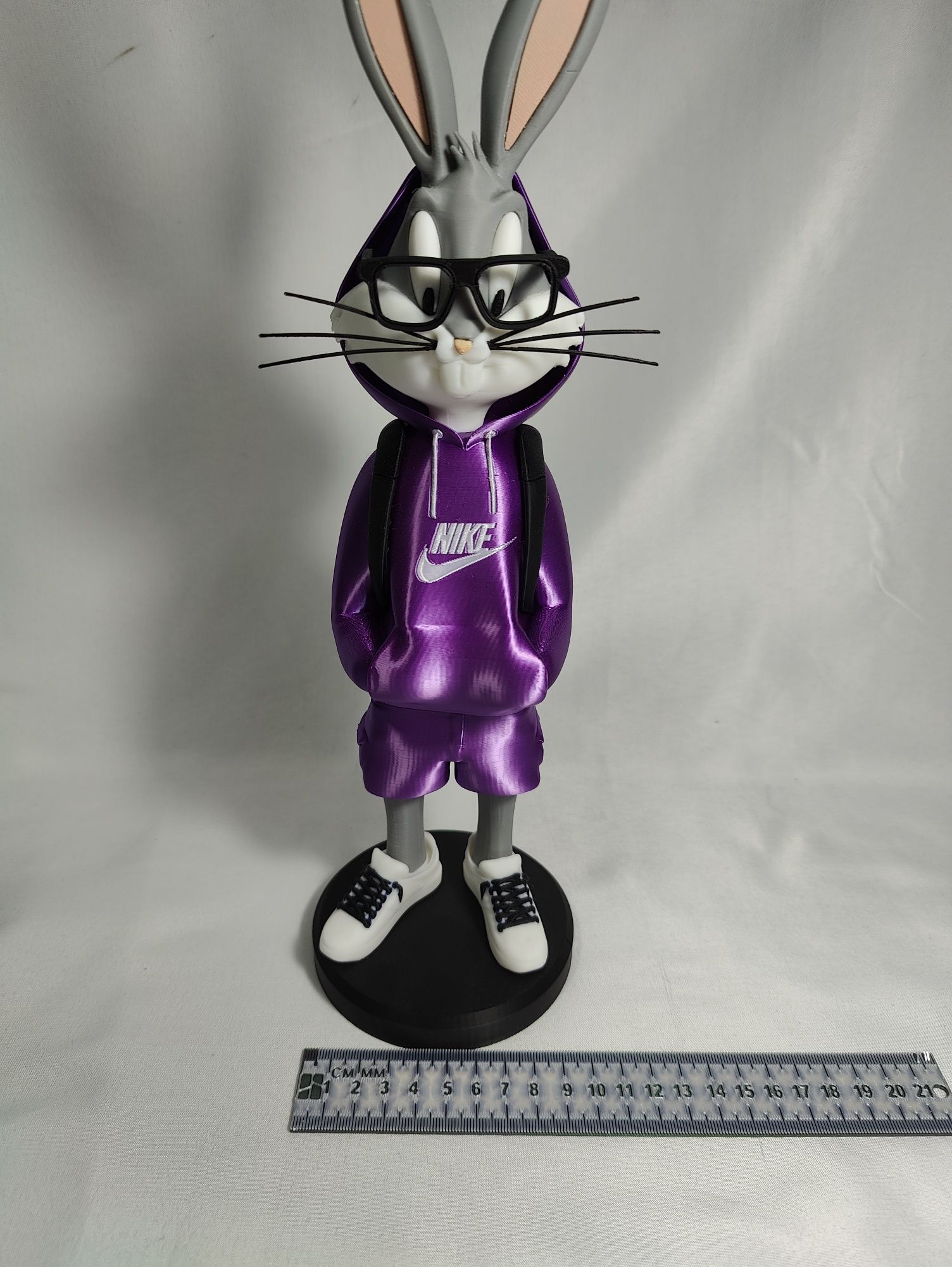Фигурка Bugs Bunny Urban 37 см

3D-печать, стиль Nike
