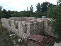 Продам участок с домиком в районе Келешек. И строящимся домом.