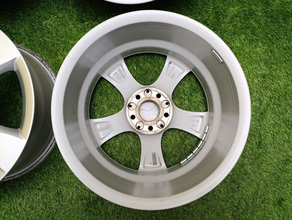 Диски R17 5×112 на Mercedes и другие.