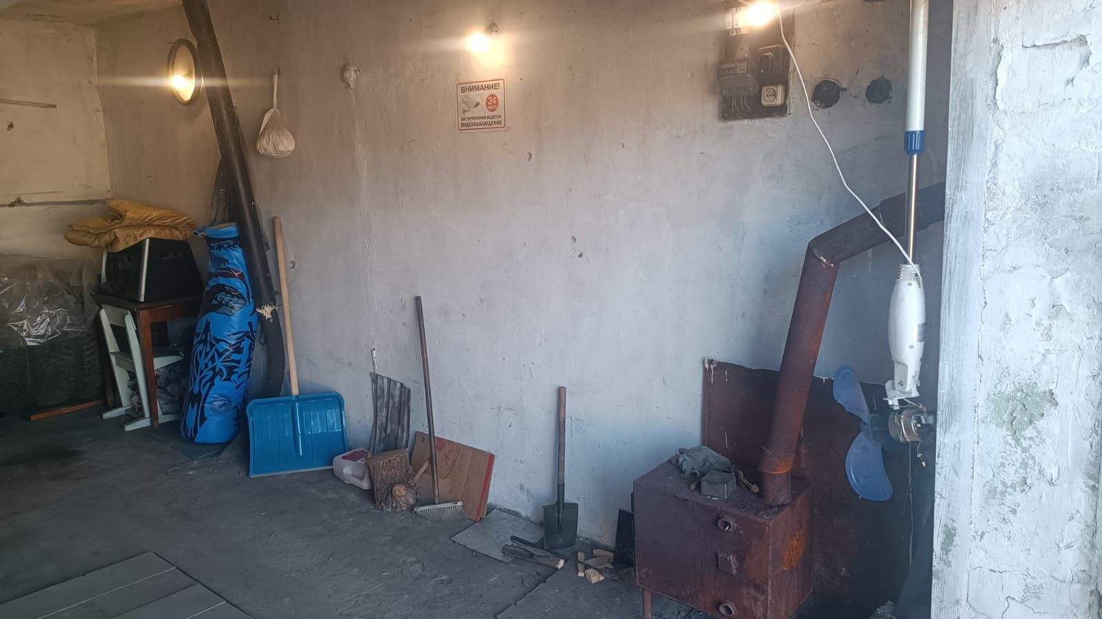 Продам гараж к/в Прогресс.