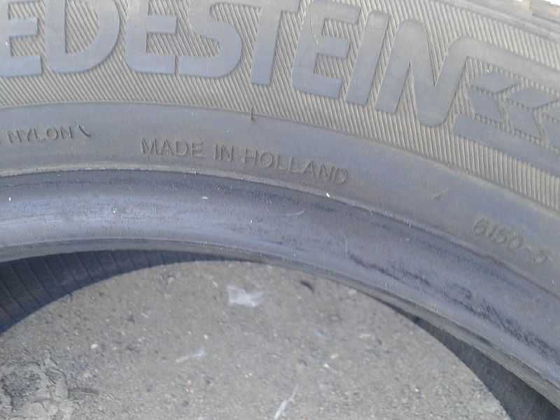 Продам ОДНУ шину 205/55 R16 "Vredestein SnowTrac 2" , всесезонная.