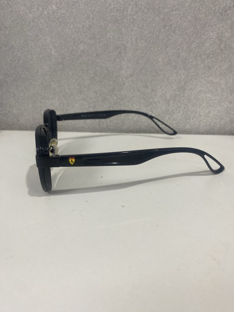 Продам очки Ray Ban