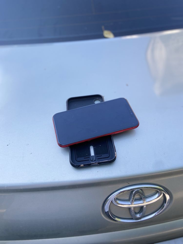 iPhone Xr, в красном цвете