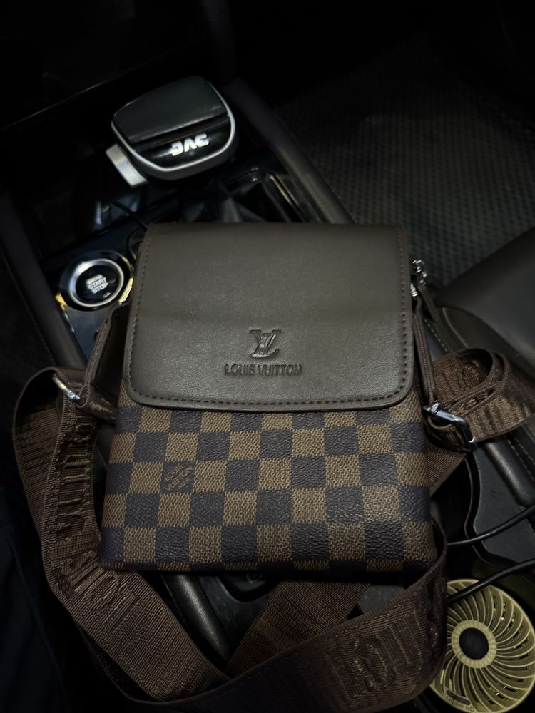 Барсетка Louis vuitton