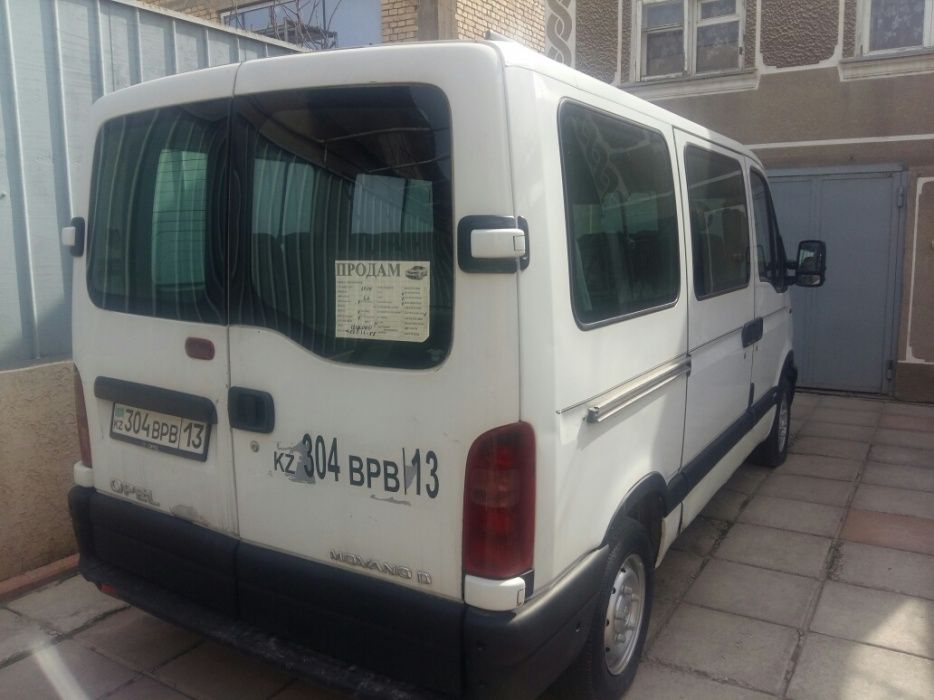 OPEL MOVANO 2.5D катигория D 13мест