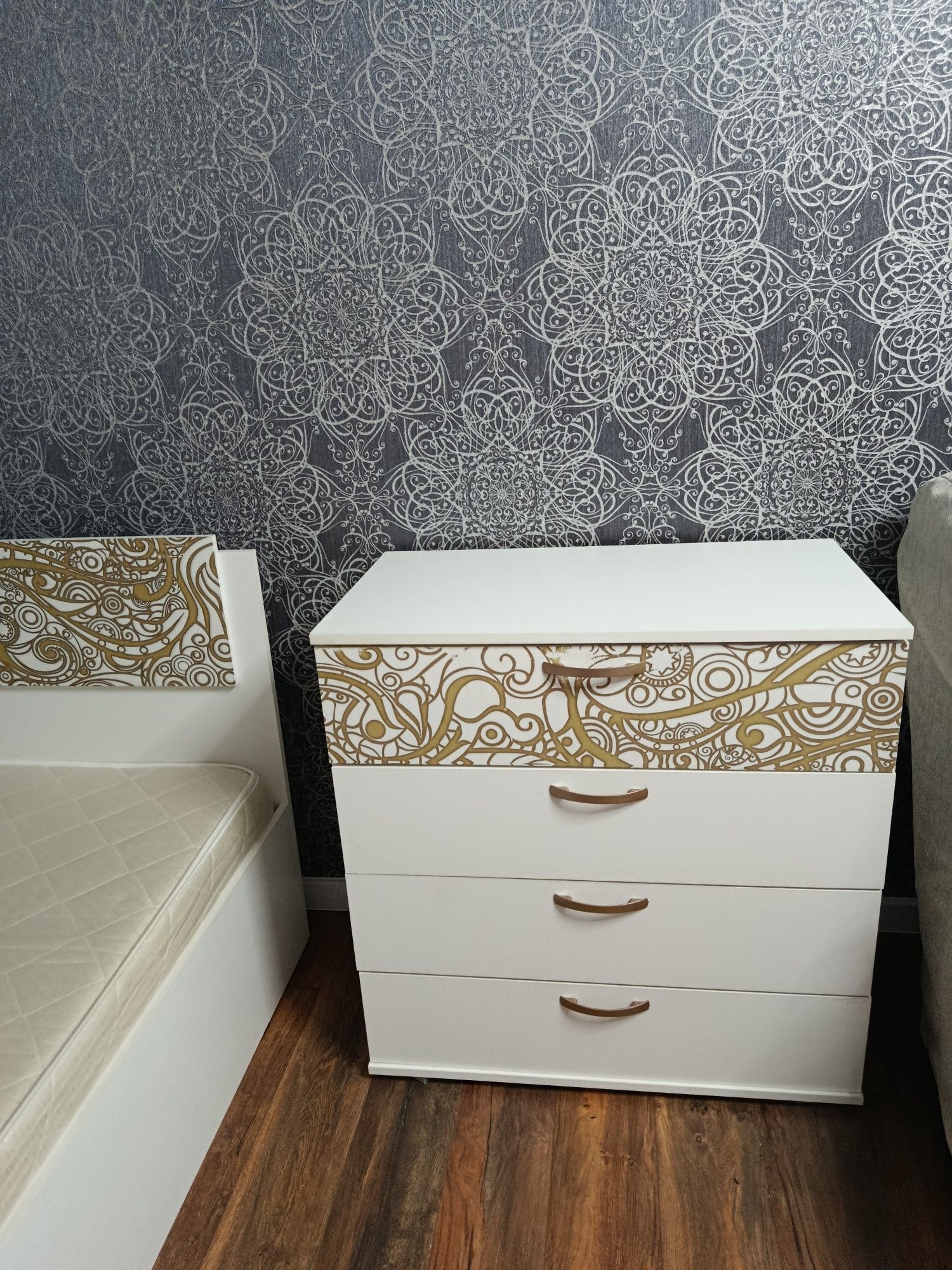 Продаю комод 45*80*80