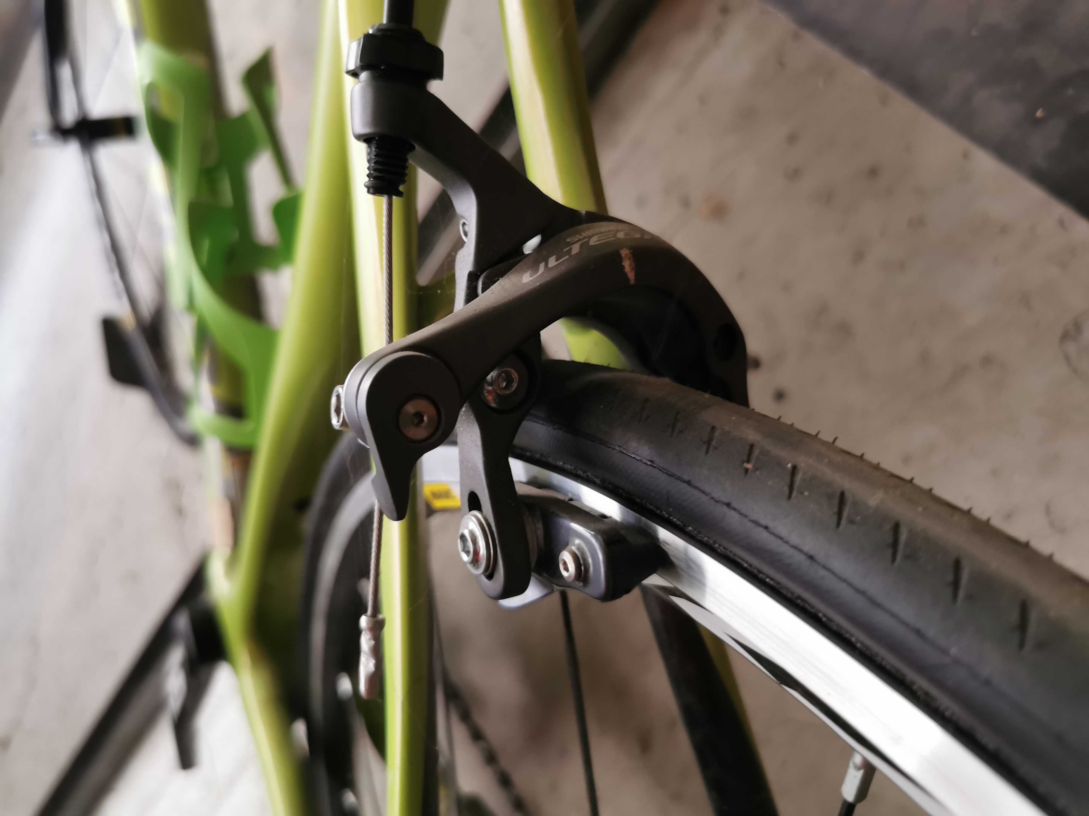 Cannondale карбоновый шоссейный велосипед