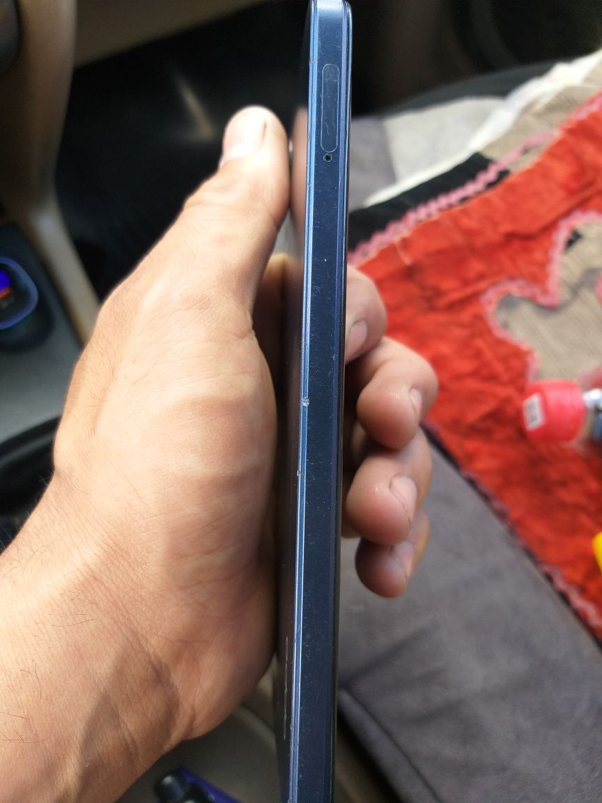 Продам Oppo 17a в нормальном состоянии