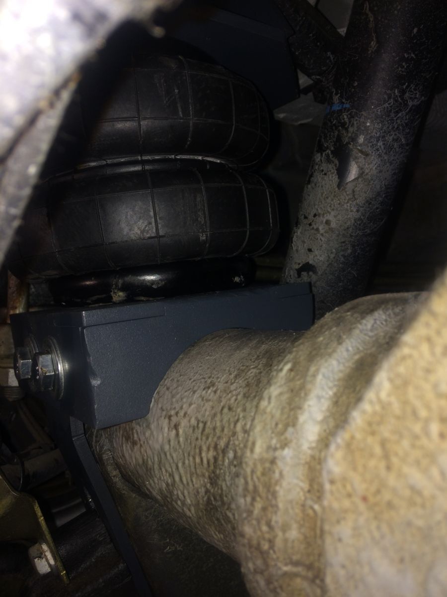 Пневмоподвеска Mercedes-Benz Sprinter 411 - 416 (96-), задняя ось, дву