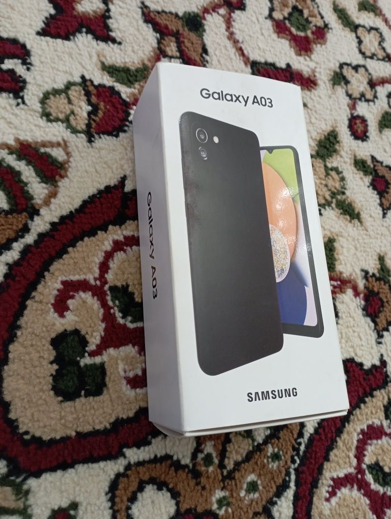 Продам Самсунг а03