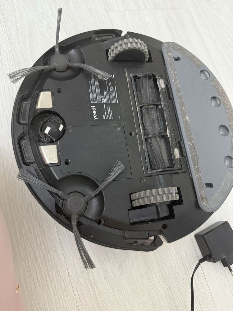 Робот пылесос yeedi k650